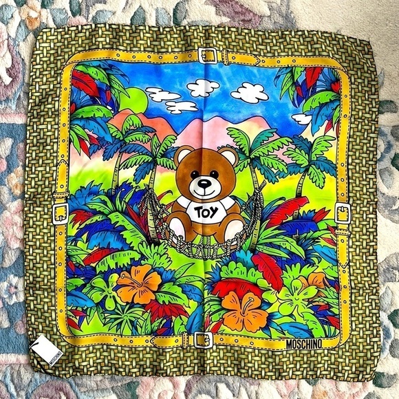 Brand New Moschino 100% Silk Square Teddy Bear Scarf Jungle Tropical Hawaii - Picture 8 of 8